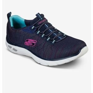 NWT Skechers Empire D'Lux